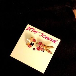 BETSEY JOHNSON Bunny Ring